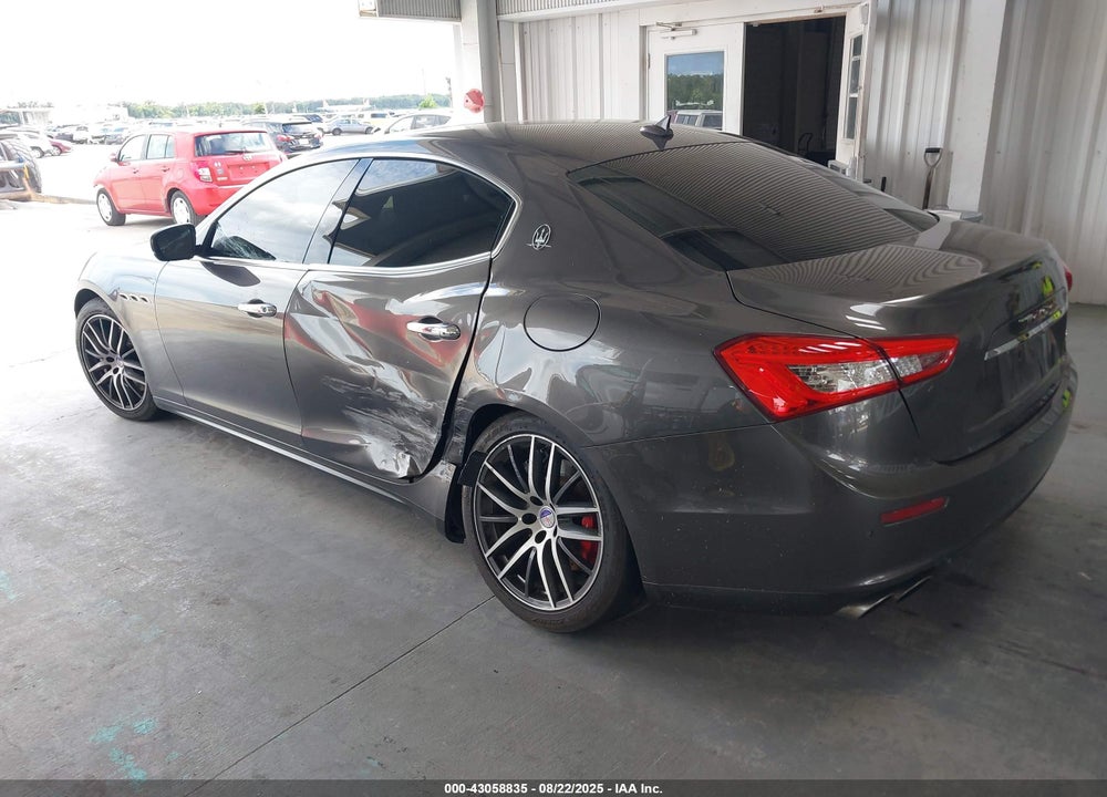 2017 MASERATI GHIBLI VIN: ZAM57RSA1H1230031
