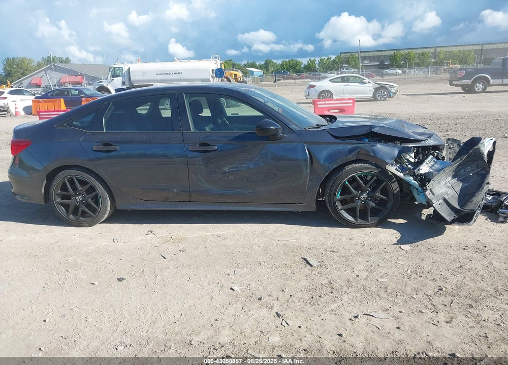 2022 HONDA CIVIC VIN: 2HGFE2F57NH570883