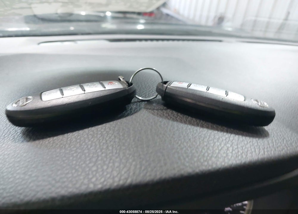 2017 NISSAN SENTRA VIN: 3N1AB7AP6HY233307