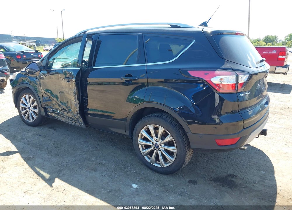 2018 FORD ESCAPE VIN: 1FMCU9J98JUC14808