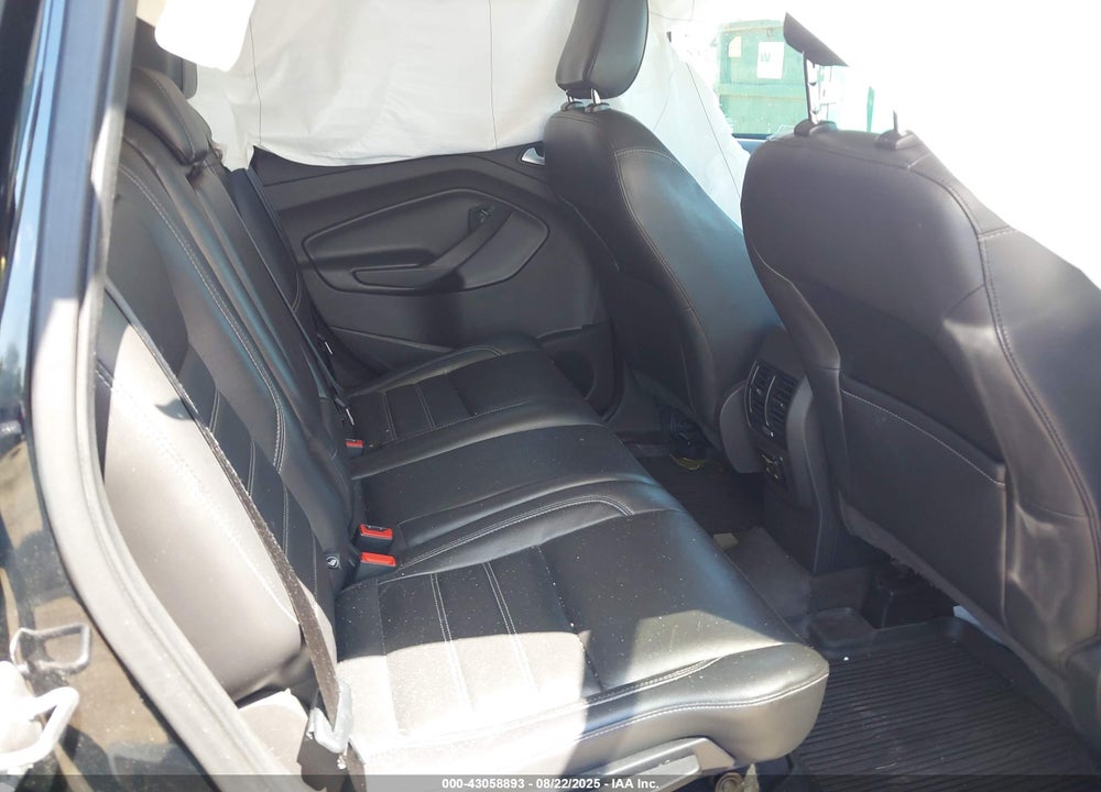 2018 FORD ESCAPE VIN: 1FMCU9J98JUC14808