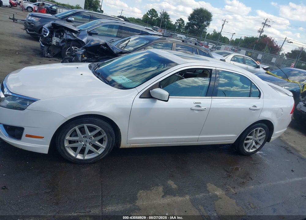 2011 FORD FUSION VIN: 3FAHP0JA3BR119191