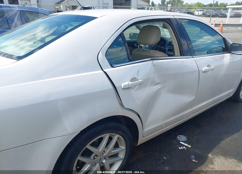 2011 FORD FUSION VIN: 3FAHP0JA3BR119191