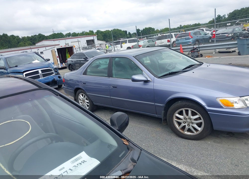 2000 TOYOTA CAMRY XLE V6 VIN: 4T1BF28K9YU098809