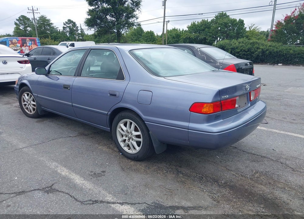 2000 TOYOTA CAMRY XLE V6 VIN: 4T1BF28K9YU098809