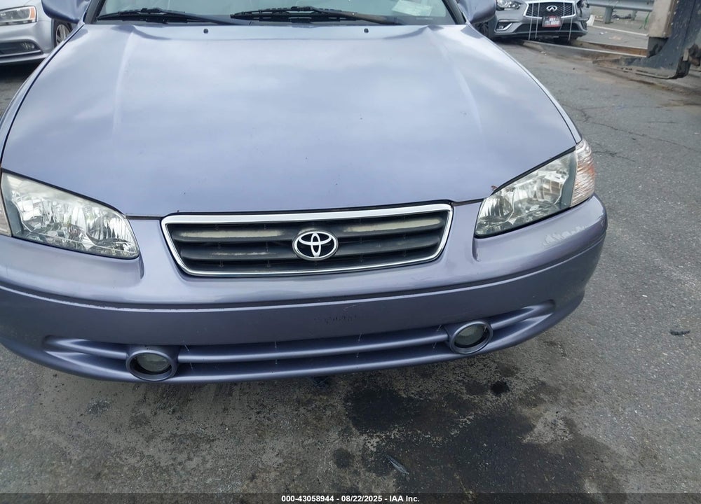 2000 TOYOTA CAMRY XLE V6 VIN: 4T1BF28K9YU098809