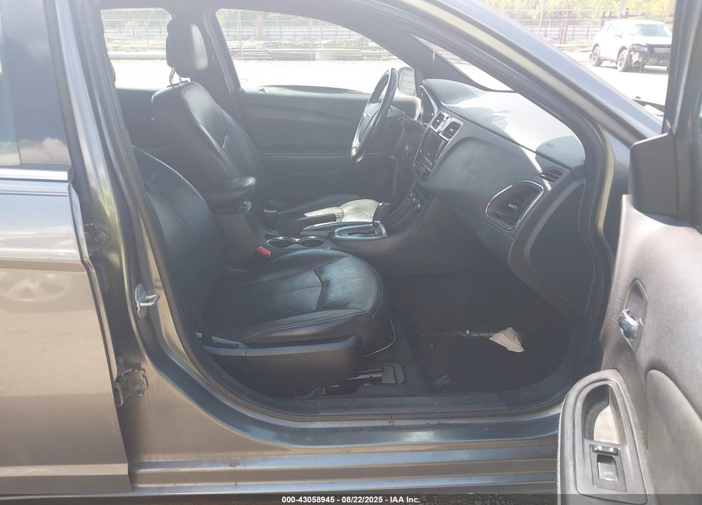2012 CHRYSLER 200 VIN: 1C3CCBCB6CN125772