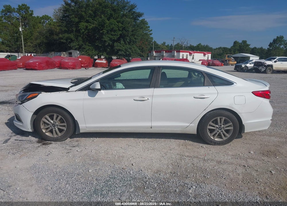 2016 HYUNDAI SONATA SE VIN: 5NPE24AF5GH284720