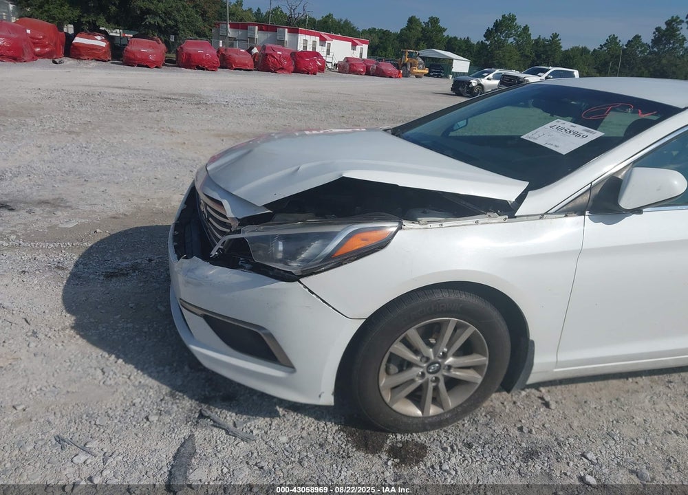 2016 HYUNDAI SONATA SE VIN: 5NPE24AF5GH284720