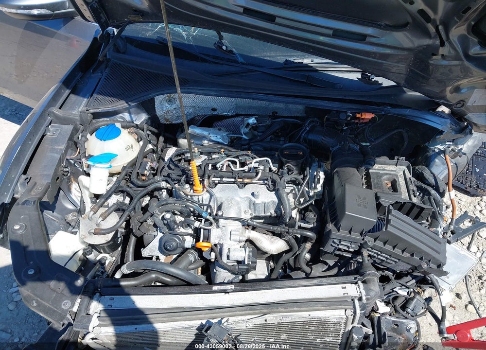 2012 VOLKSWAGEN PASSAT 2.0L TDI SE VIN: 1VWBN7A3XCC025855