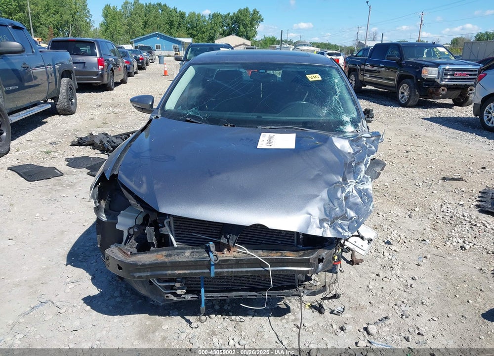 2012 VOLKSWAGEN PASSAT 2.0L TDI SE VIN: 1VWBN7A3XCC025855