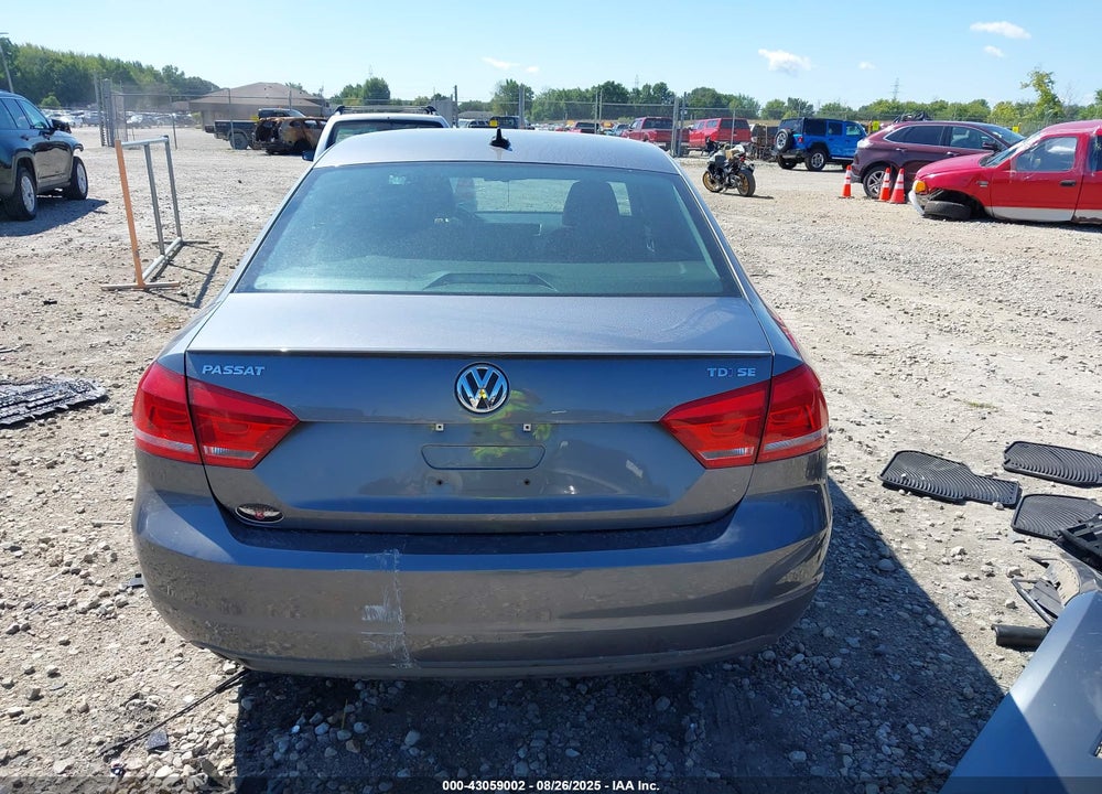 2012 VOLKSWAGEN PASSAT 2.0L TDI SE VIN: 1VWBN7A3XCC025855