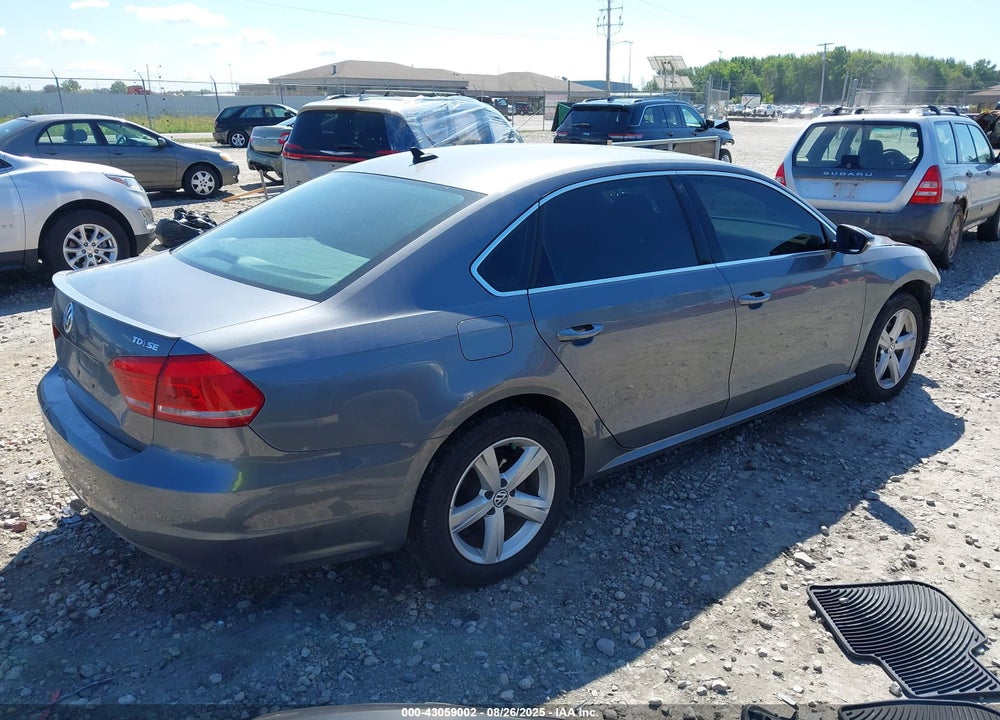 2012 VOLKSWAGEN PASSAT 2.0L TDI SE VIN: 1VWBN7A3XCC025855