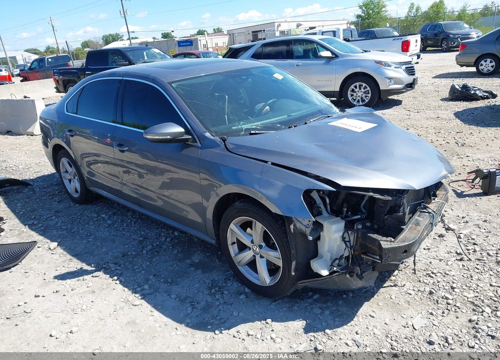 2012 VOLKSWAGEN PASSAT 2.0L TDI SE VIN: 1VWBN7A3XCC025855