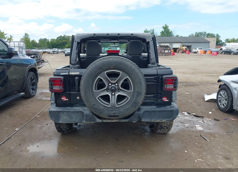 2018 JEEP WRANGLER UNLIMITED VIN: 1C4HJXDG4JW257869