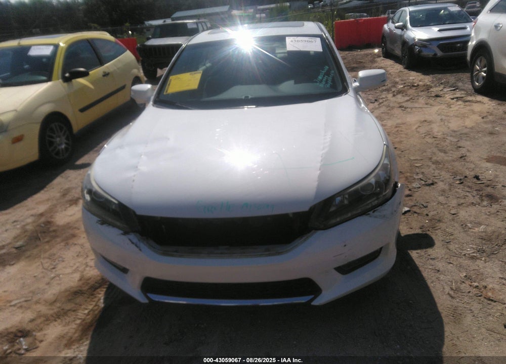 2014 HONDA ACCORD VIN: 1HGCR3F88EA032506