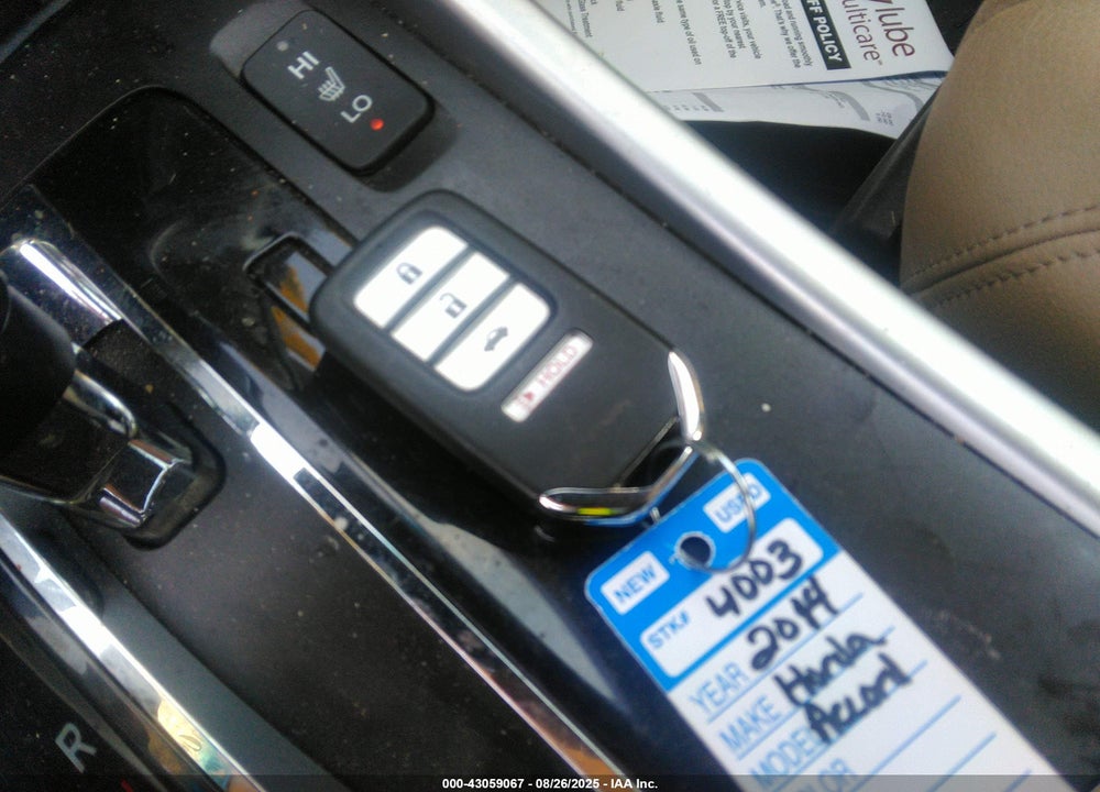 2014 HONDA ACCORD VIN: 1HGCR3F88EA032506