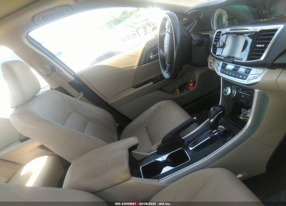 2014 HONDA ACCORD VIN: 1HGCR3F88EA032506