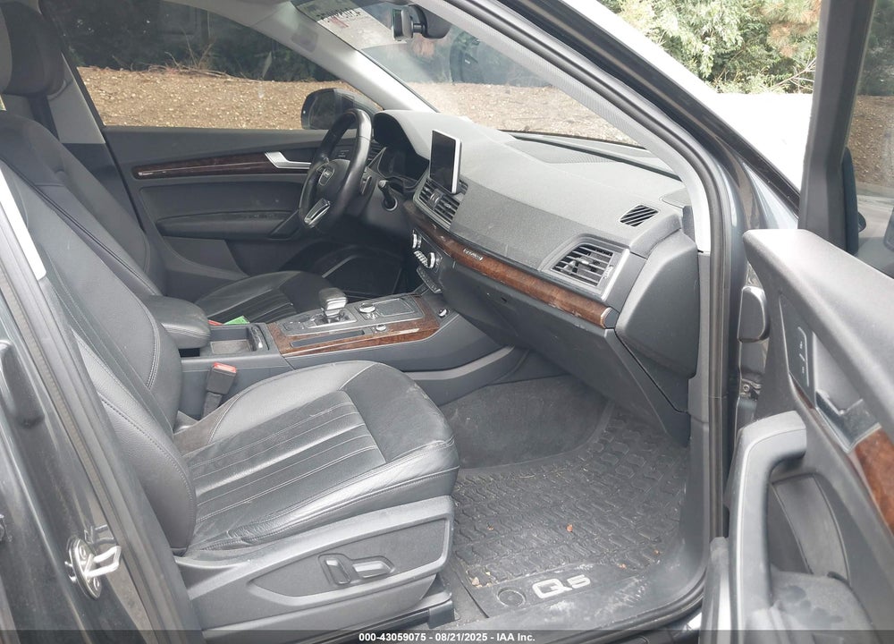 2018 AUDI Q5 VIN: WA1BNAFY0J2002358