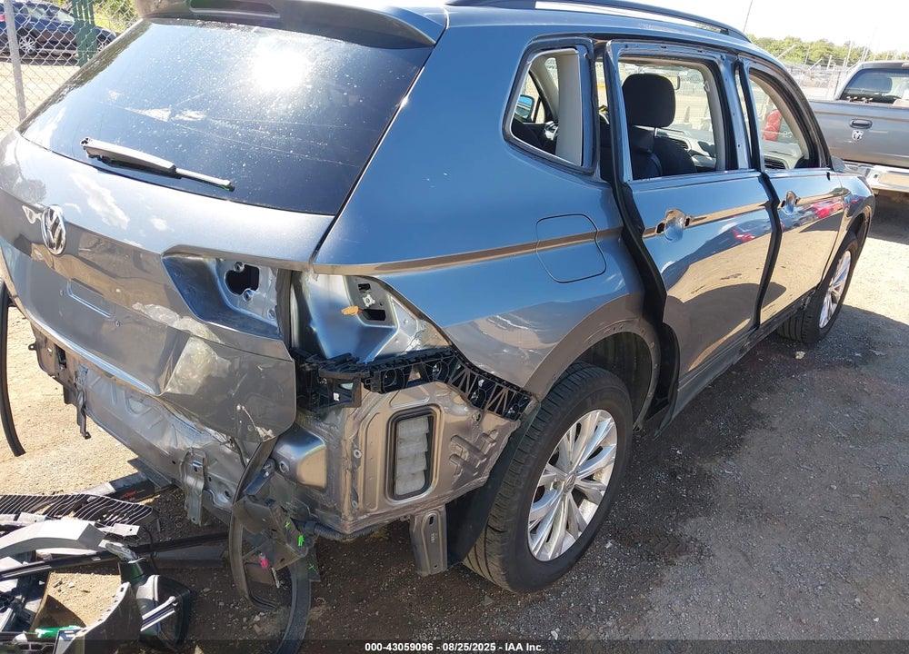 2020 VOLKSWAGEN TIGUAN VIN: 3VV1B7AX2LM152478