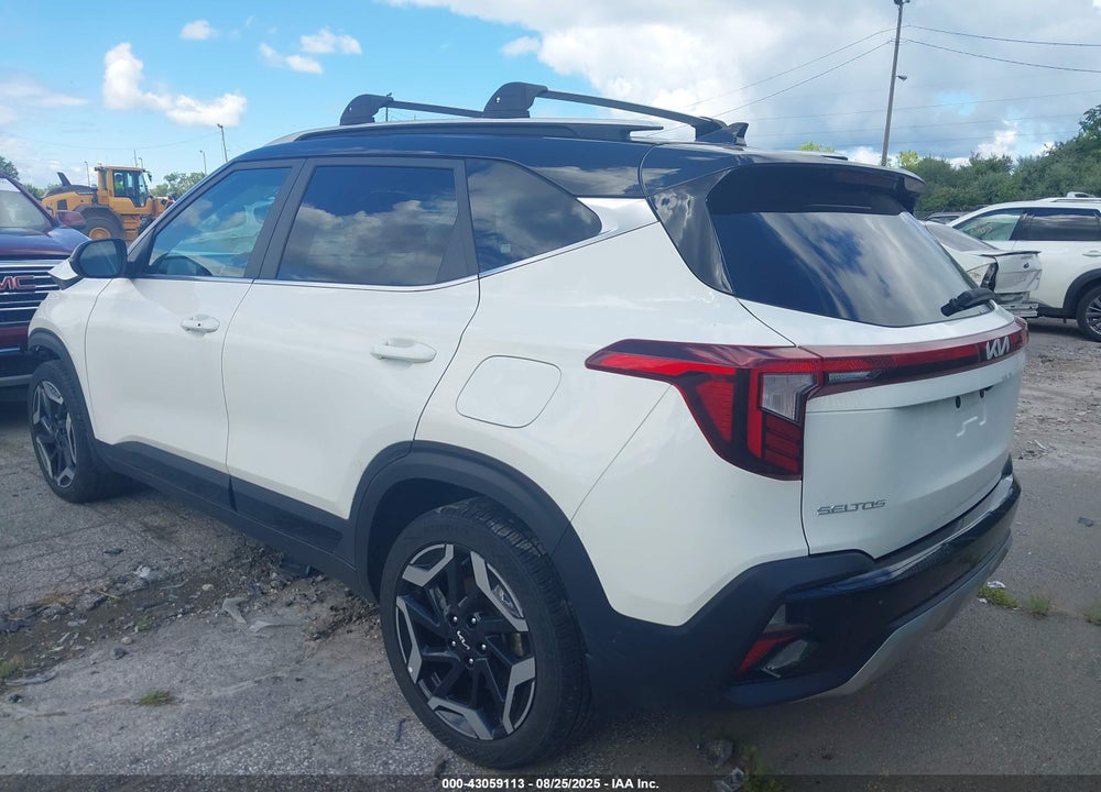 2024 KIA SELTOS VIN: KNDETCA72R7580575
