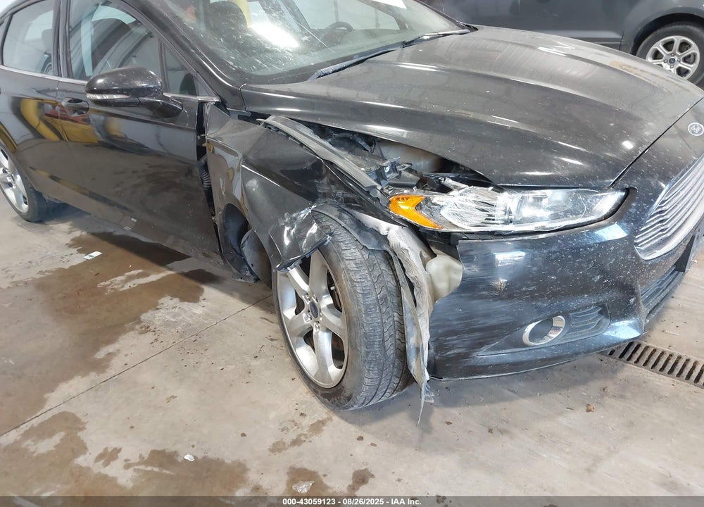 2015 FORD FUSION SE VIN: 3FA6P0H90FR249423
