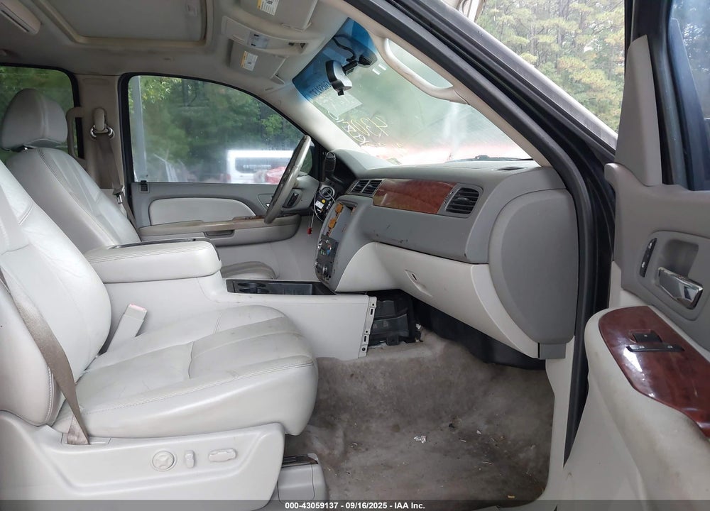 2009 CHEVROLET SUBURBAN 1500 LT2 VIN: 1GNFK263X9R119210