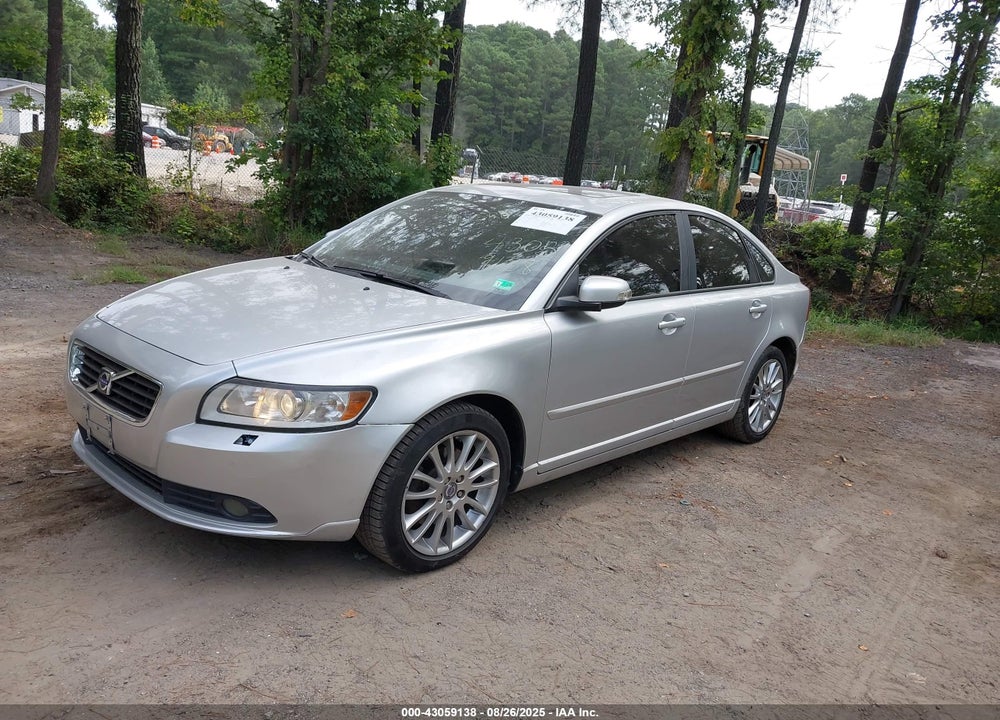 2009 VOLVO S40 2.4I VIN: YV1MS390492464095