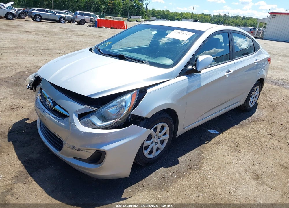 2013 HYUNDAI ACCENT VIN: KMHCT4AE9DU452173