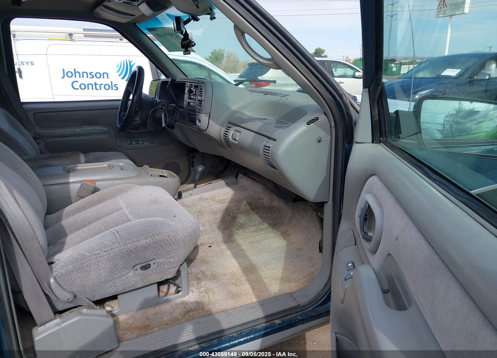 1995 GMC YUKON VIN: 1GKEK13K4SJ733107