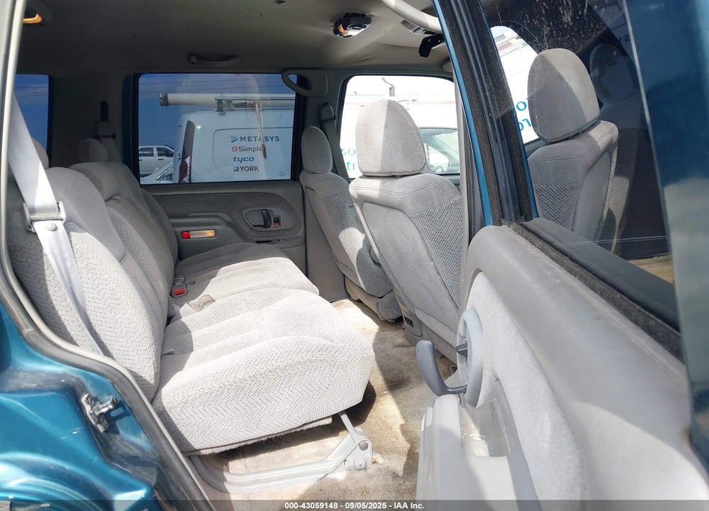 1995 GMC YUKON VIN: 1GKEK13K4SJ733107