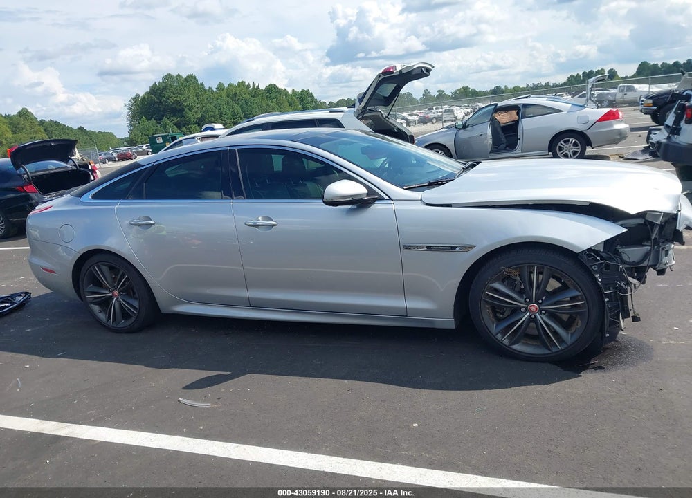 2019 JAGUAR XJ SERIES VIN: SAJWA1CEXKMW21358