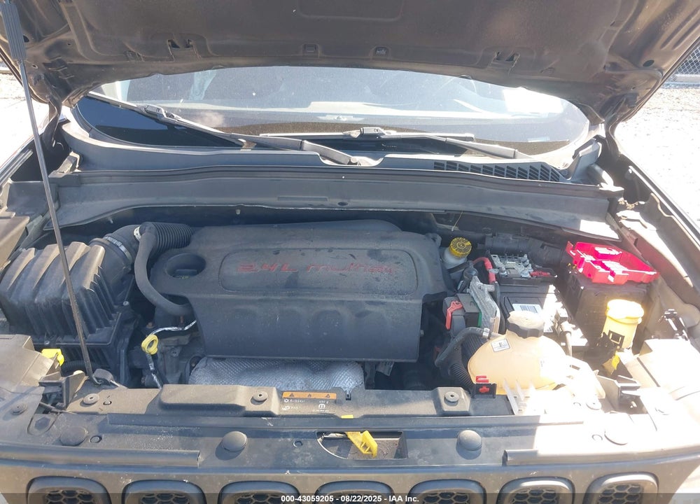 2018 JEEP RENEGADE VIN: ZACCJBBB9JPH04004