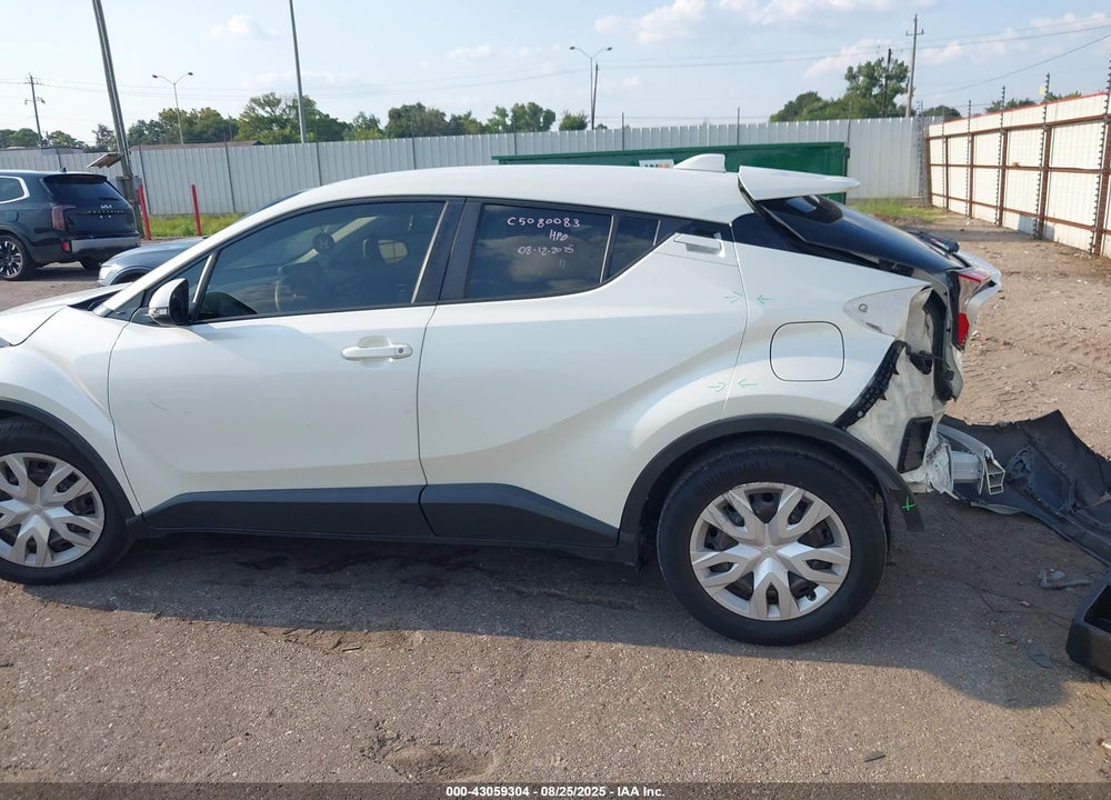 2021 TOYOTA C-HR VIN: JTNKHMBX8M1111913