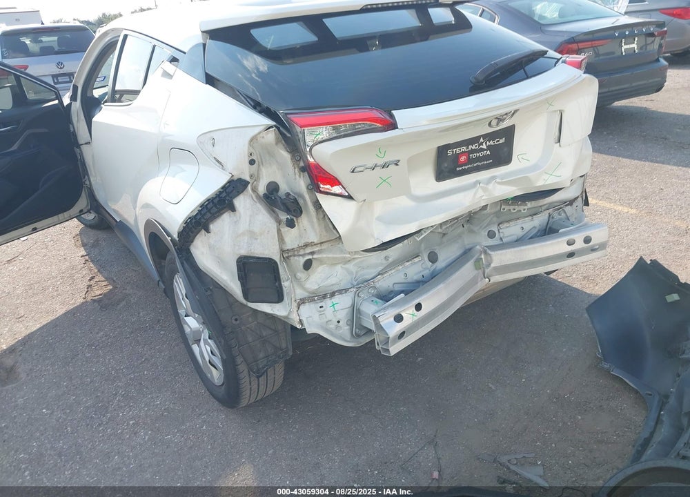 2021 TOYOTA C-HR VIN: JTNKHMBX8M1111913