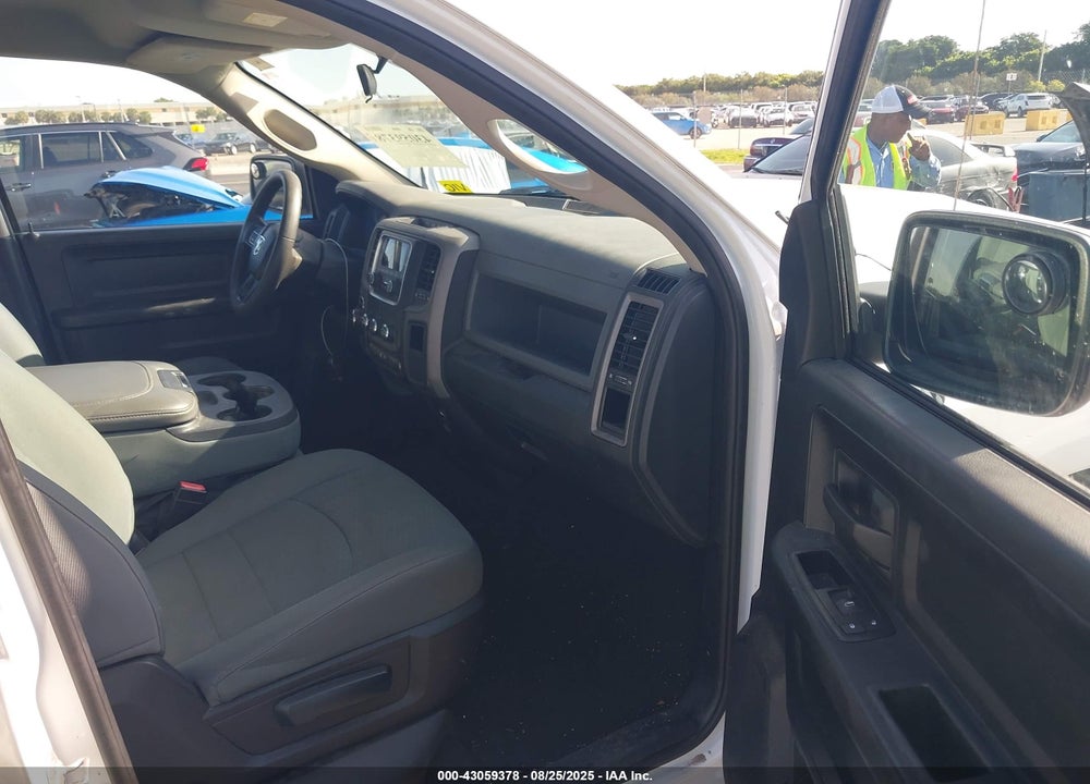2014 RAM 1500 VIN: 1C6RR6FG9ES315063