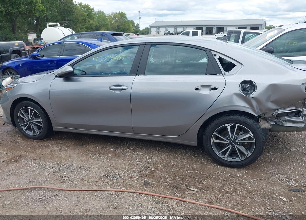 2023 KIA FORTE VIN: 3KPF24AD2PE582973