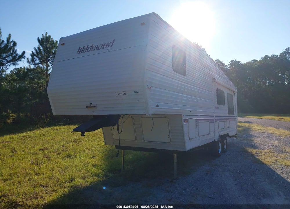 1999 FOREST RIVER OTHER VIN: 4X4FWDC27XA033606