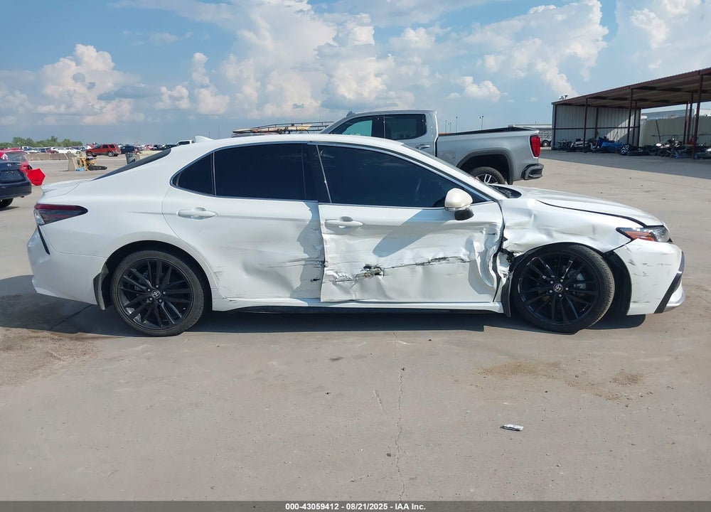 2022 TOYOTA CAMRY VIN: 4T1K61AK4NU027288