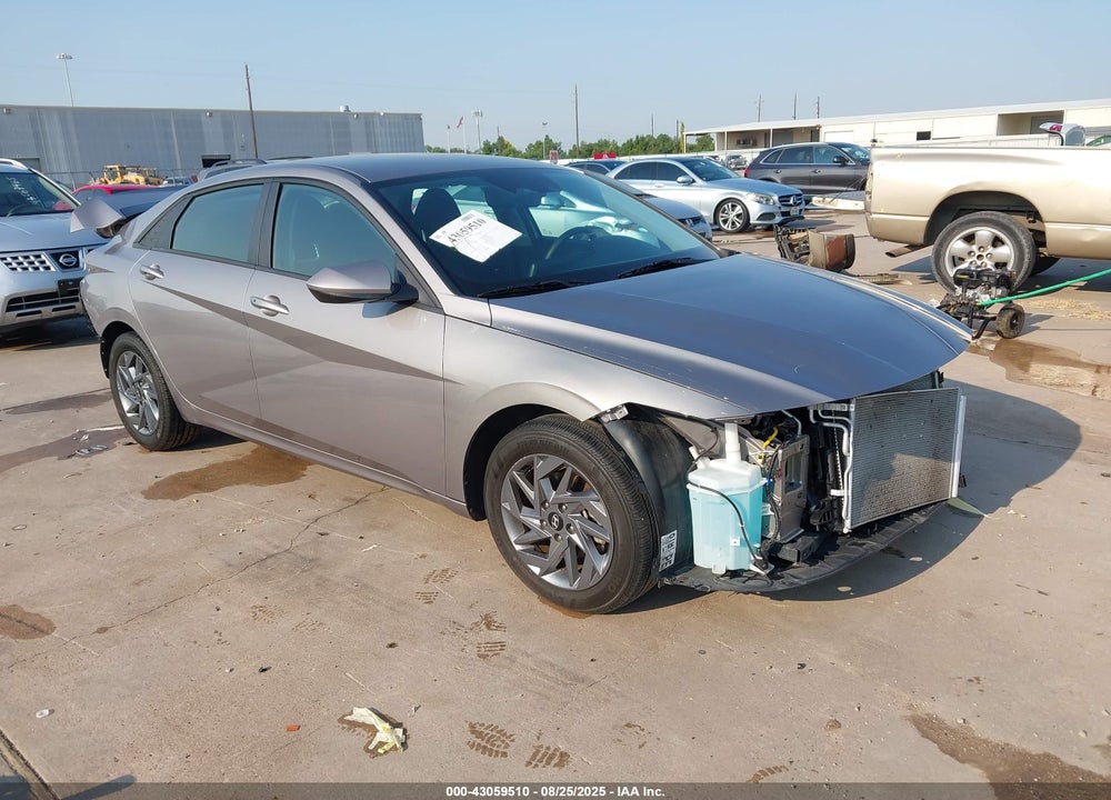 2024 HYUNDAI ELANTRA SEL VIN: KMHLM4DG9RU664668