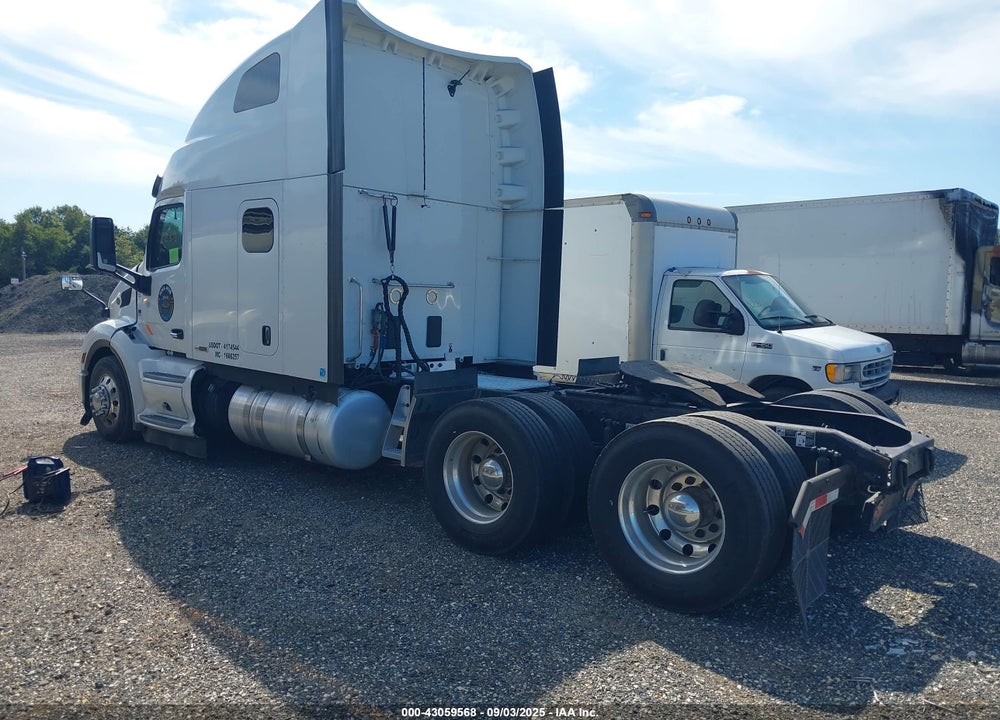 2020 PETERBILT 579 VIN: 1XPBDP9XXLD657213