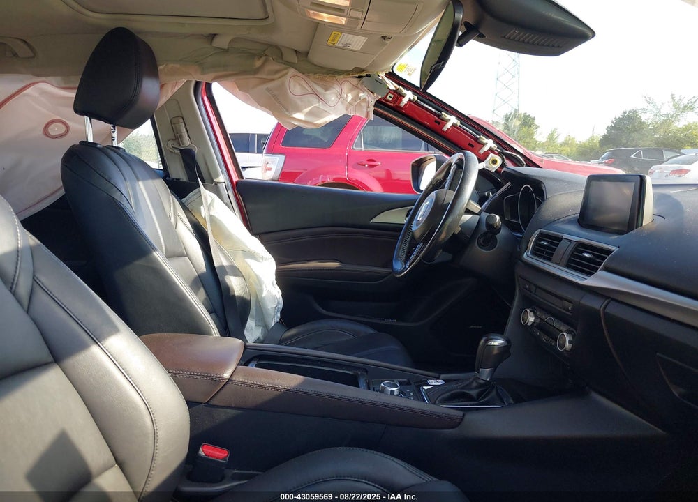 2018 MAZDA 3 VIN: 3MZBN1L32JM177926