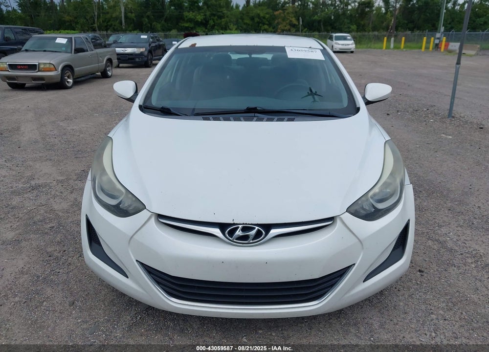 2016 HYUNDAI ELANTRA VIN: 5NPDH4AE1GH665563