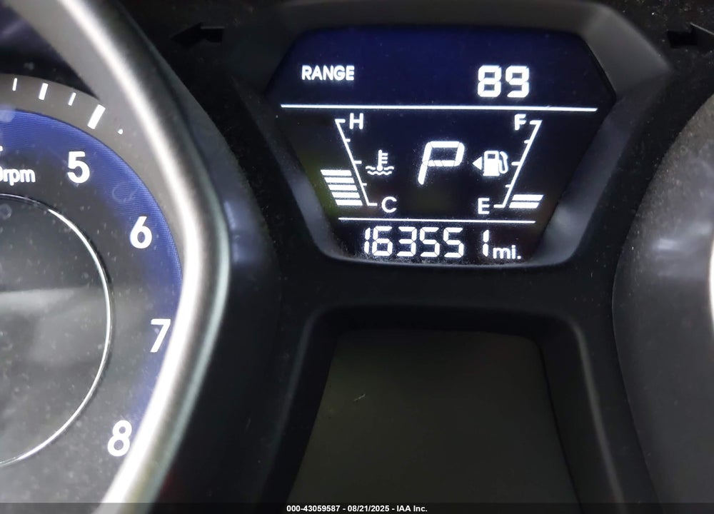 2016 HYUNDAI ELANTRA VIN: 5NPDH4AE1GH665563