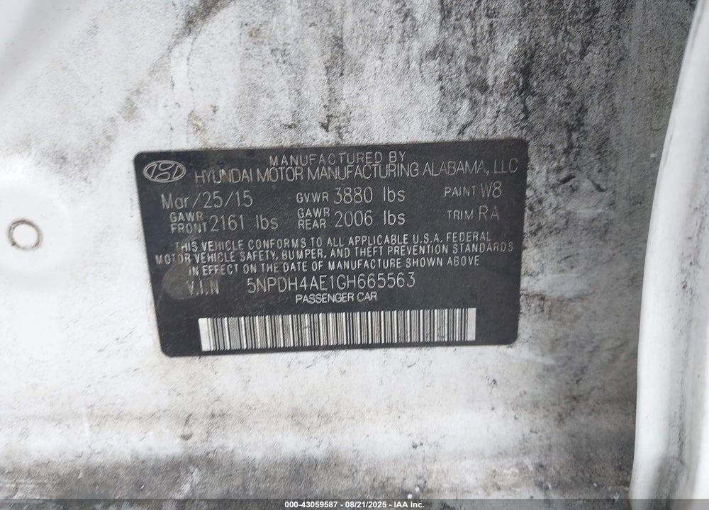2016 HYUNDAI ELANTRA VIN: 5NPDH4AE1GH665563