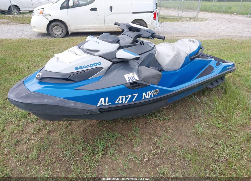 2021 SEADOO PERSONAL WATERCRAFT VIN: YDV78577D121