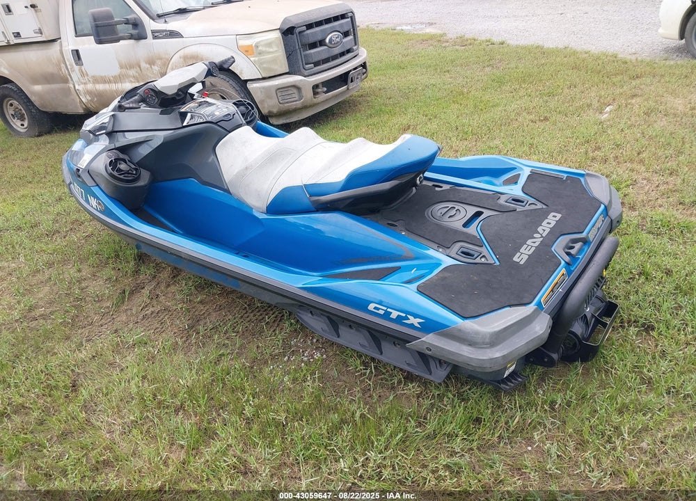 2021 SEADOO PERSONAL WATERCRAFT VIN: YDV78577D121