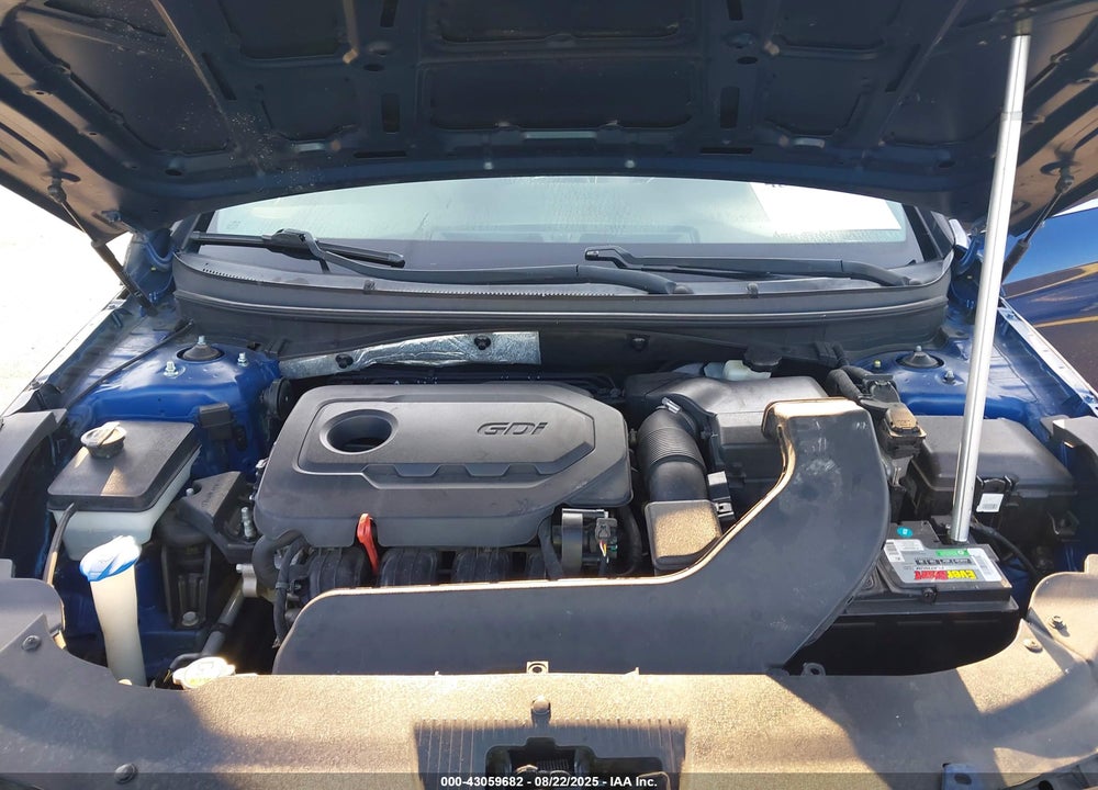 2015 HYUNDAI SONATA VIN: 5NPE24AF1FH160779
