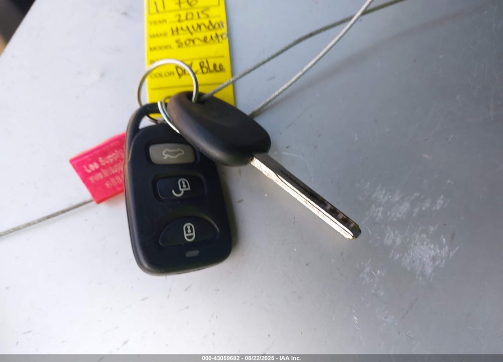 2015 HYUNDAI SONATA VIN: 5NPE24AF1FH160779