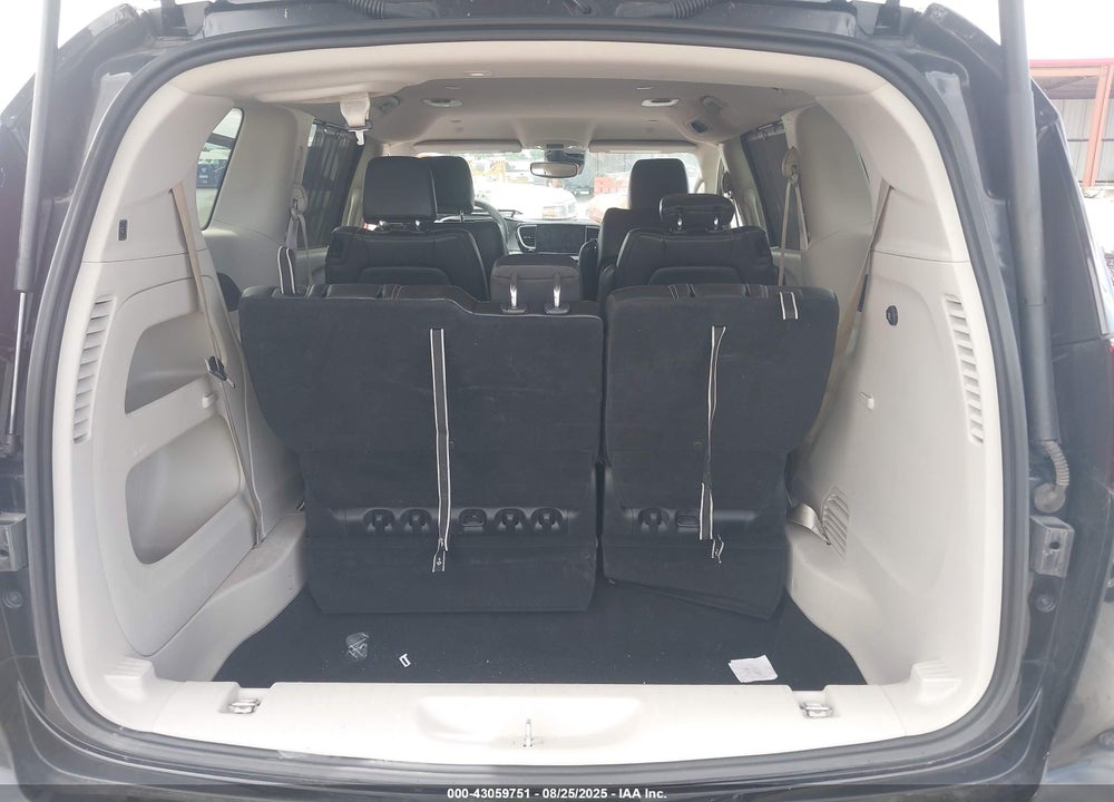 2023 CHRYSLER PACIFICA TOURING L VIN: 2C4RC1BG6PR602061